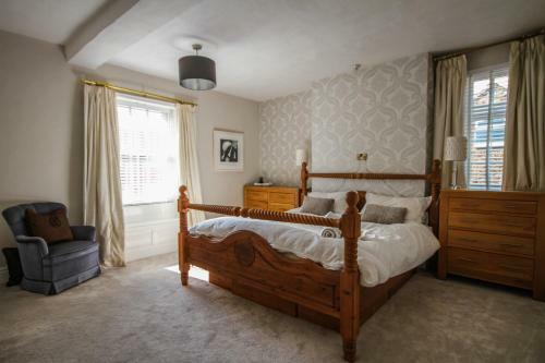 Bay Horse House