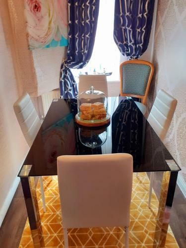 Inviting 3-bed House In East Cowes