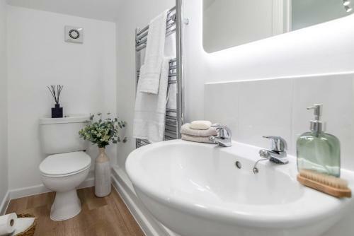 3 Bedroom Holiday Annex With Parking