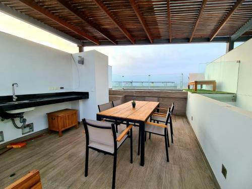 Apartamento Triplex Con Piscina En Ocean Reef - San Bartolo