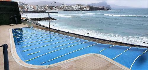 Apartamento Triplex Con Piscina En Ocean Reef - San Bartolo