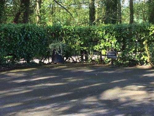 Crossways Self-catering Cottage - Self Contained
