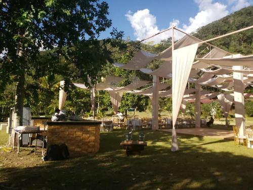 Hotel Mercedes Lodge