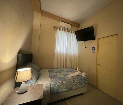 Hotel La Peque�a Suiza