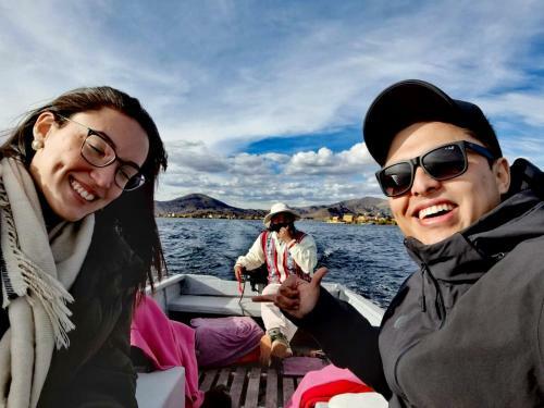 Uros Waliski Lodge