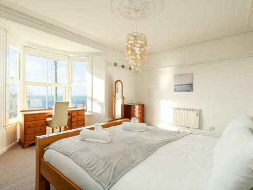 Chesil Lookout