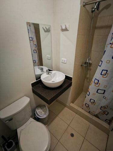 Apartamento Departamento Amoblado En Condominio - 5to Piso