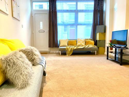 Otto Seaside Apartment By The Pier