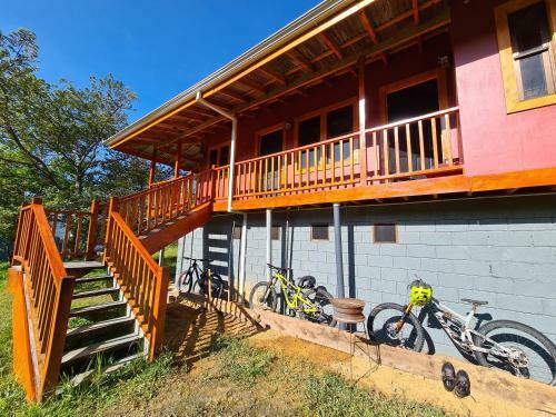 Hostal Mountain View Lodge