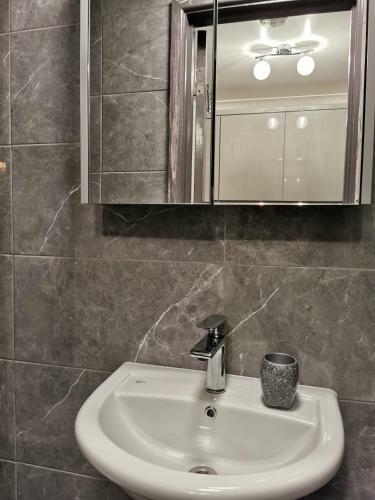Apartamento Palaz-2 Bedroom Flat