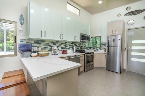 Gorgeous New 3-bd House And 2-bd Casita With Pool