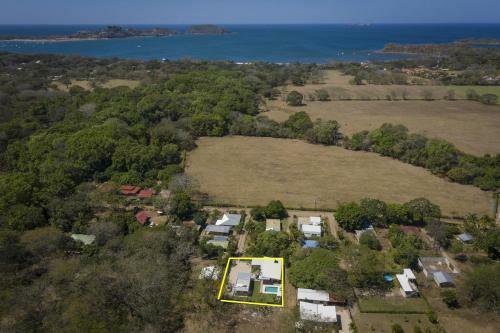 Gorgeous New 3-bd House And 2-bd Casita With Pool