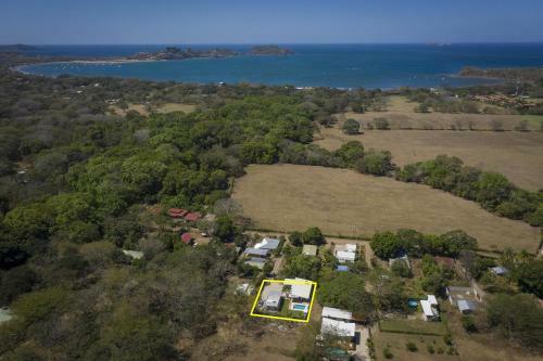 Gorgeous New 3-bd House And 2-bd Casita With Pool