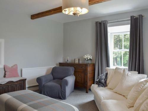 The Farmhouse - Uk31126