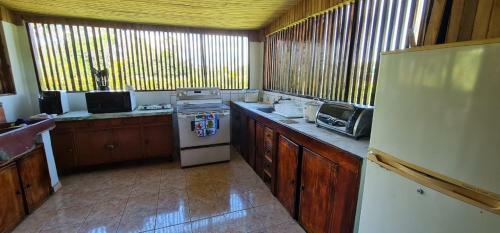 Caba�a Y Rancho Los Rojas