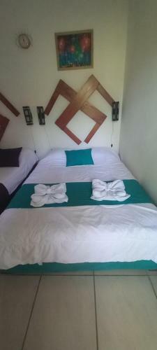 Val Hotel Manuel Antonio Cr