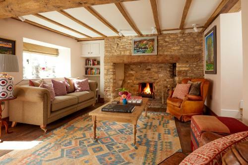 Crown Cottage