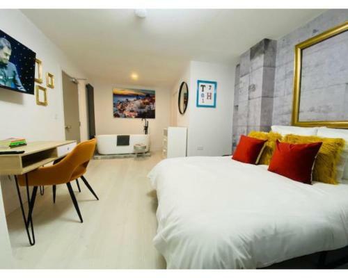 Hostal Townhouse Plus @ Lower Beth Street Stoke