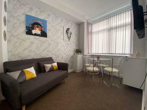 Townhouse @ Etruria Vale Road Stoke