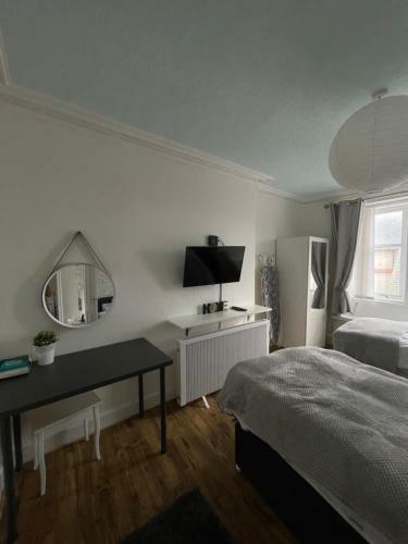 Albert Road Apartment