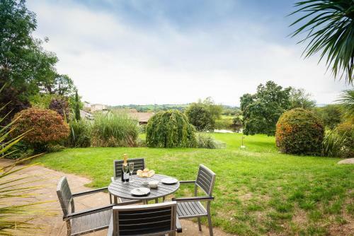 River Retreat Apartment Exeter