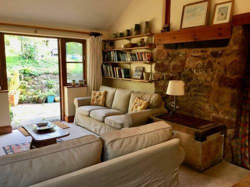 Secret Garden Cottage