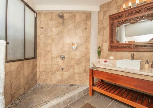 Villa Perezoso Luxury Mansion