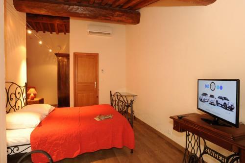 Hostal Domaine De Nidol�res
