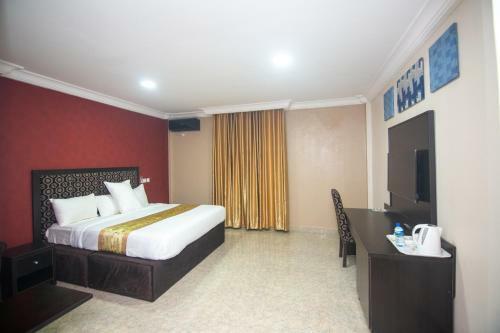 Belmont Hotel
