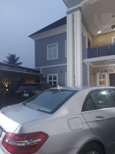 Hostal Jeozi Service Guest House