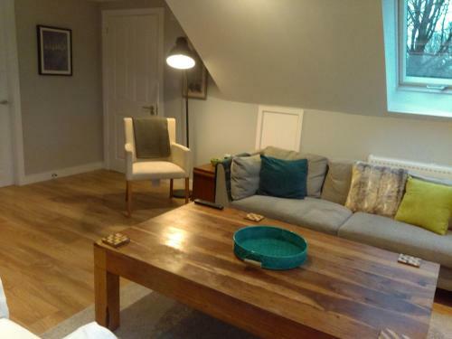 Lowood Cottage