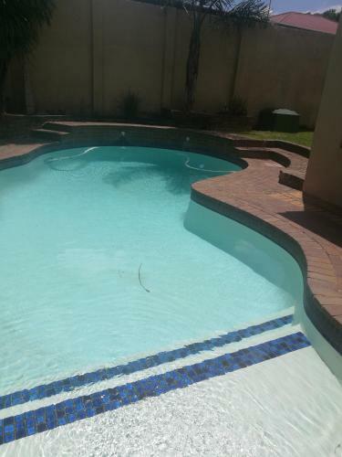 Apartamento Naisar Royal White Wing