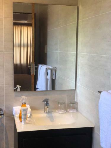 Apartamento Thokomala Guest House