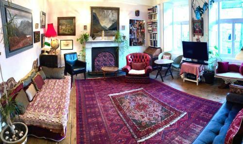 Central Edinburgh Apartment