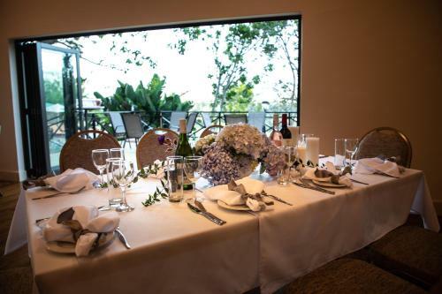 Far Hills Country Hotel