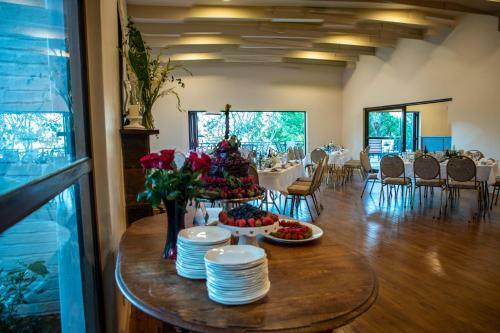 Far Hills Country Hotel