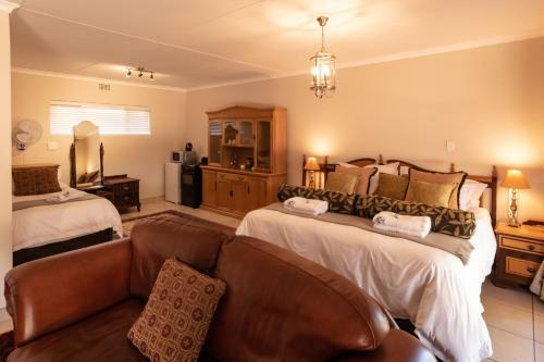 Hostal Antiqua Guest House