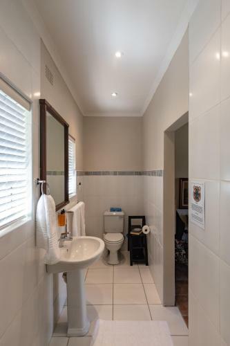 Hostal Antiqua Guest House