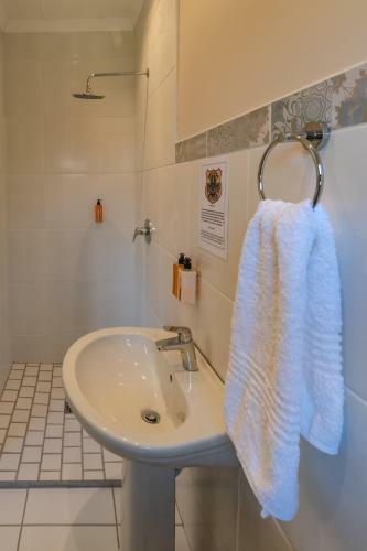 Hostal Antiqua Guest House