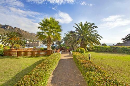 Apartment 18 Gordons Bay Beachfront