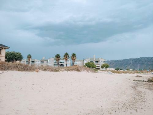 Apartamento Greenways Golf Beach E8 - Sea View