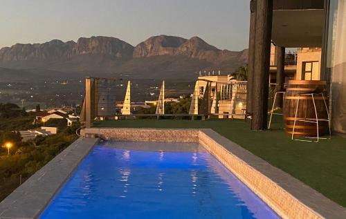 Hostal On The Gbay Villa