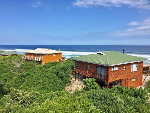 Beach House - Stunning Sea Views - Beach 3 Min Walk