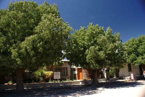 Hostal Ashtree Guesthouse