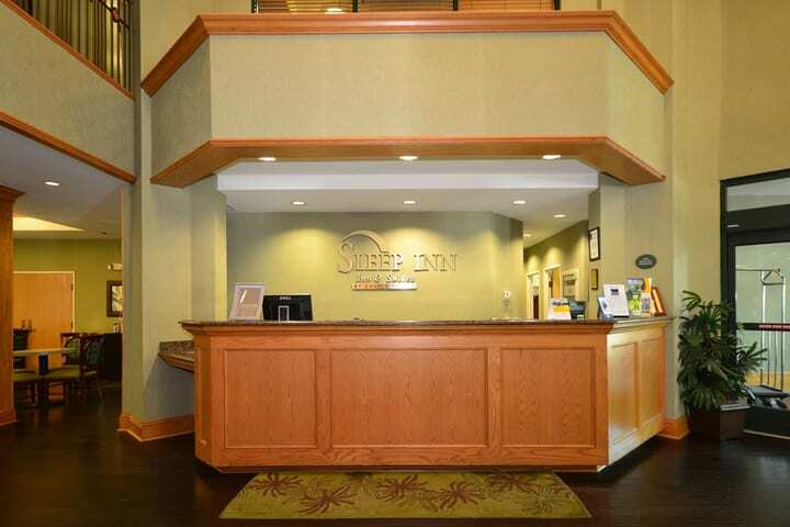 Hotel Sleep Inn At Court Square