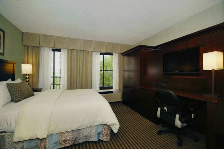Hotel Sleep Inn At Court Square