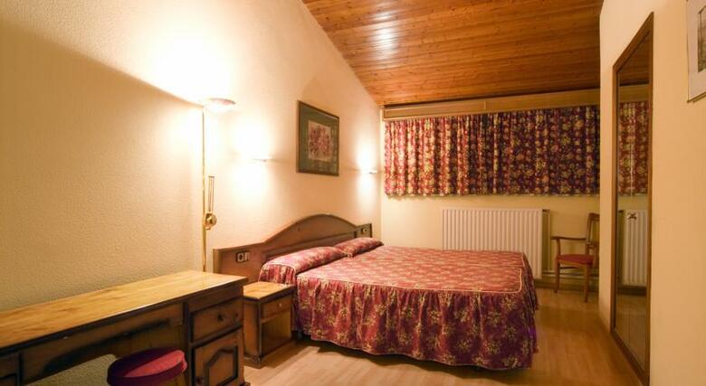 Hotel Rutllan
