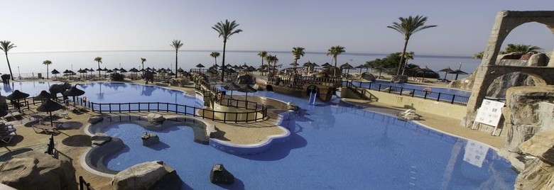 Holiday World Riwo Hotel