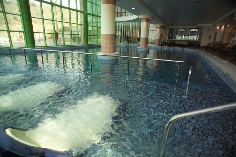 Holiday World Riwo Hotel
