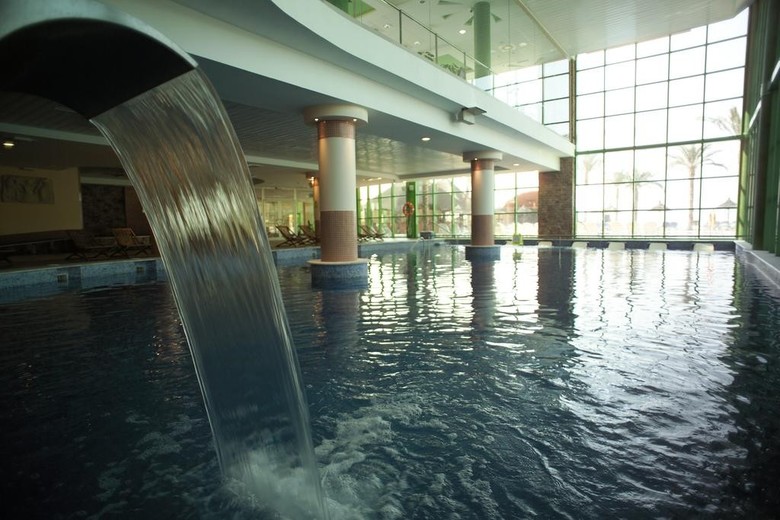 Holiday World Riwo Hotel